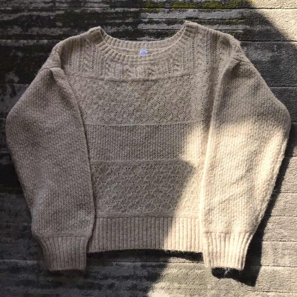 Old Navy Women’s Cozy Plush-Yarn Textured-Knit Sweater (Tall)